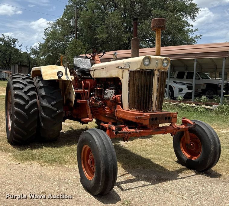 image for item DX5602 Case 1030 Comfort King  tractor