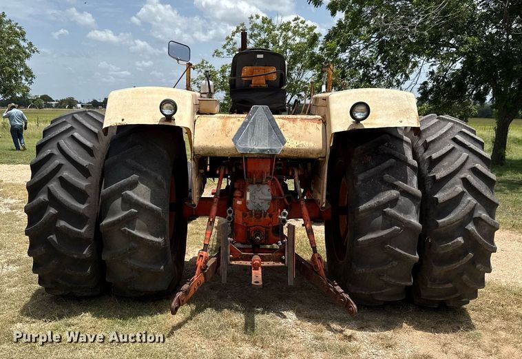 image for item DX5602 Case 1030 Comfort King  tractor