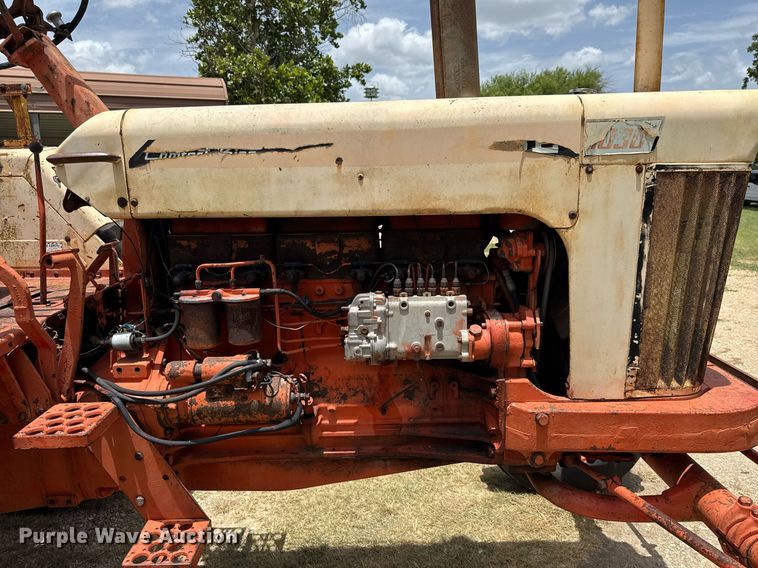 image for item DX5602 Case 1030 Comfort King  tractor