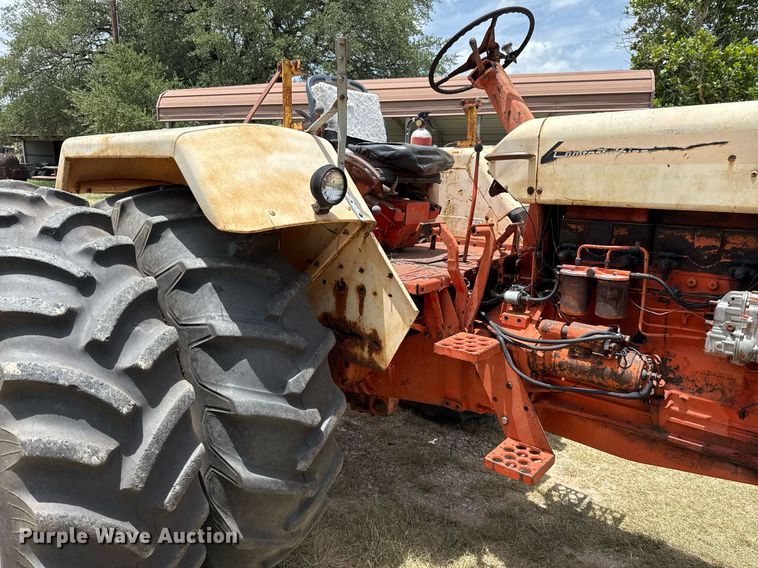 image for item DX5602 Case 1030 Comfort King  tractor