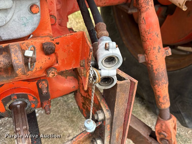 image for item DX5602 Case 1030 Comfort King  tractor