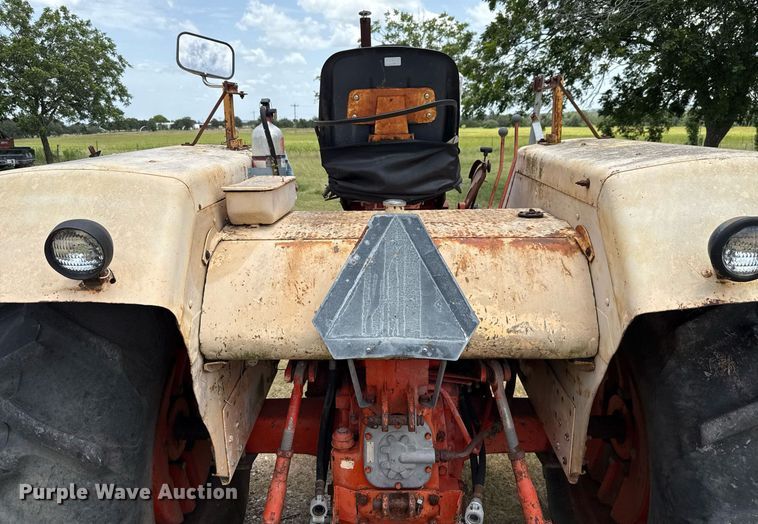 image for item DX5602 Case 1030 Comfort King  tractor