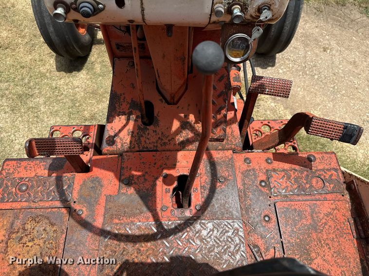 image for item DX5602 Case 1030 Comfort King  tractor