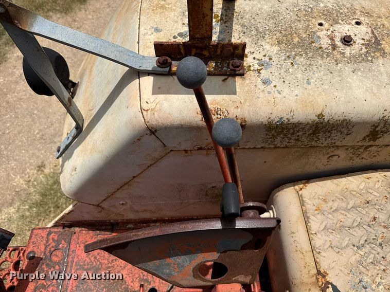 image for item DX5602 Case 1030 Comfort King  tractor