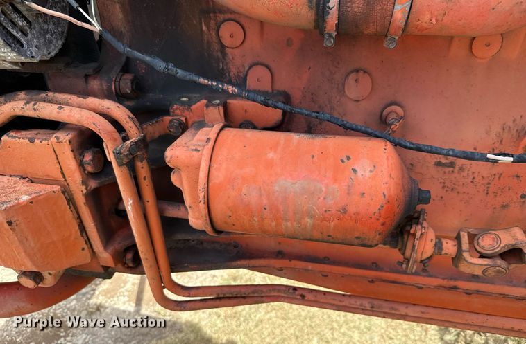 image for item DX5602 Case 1030 Comfort King  tractor