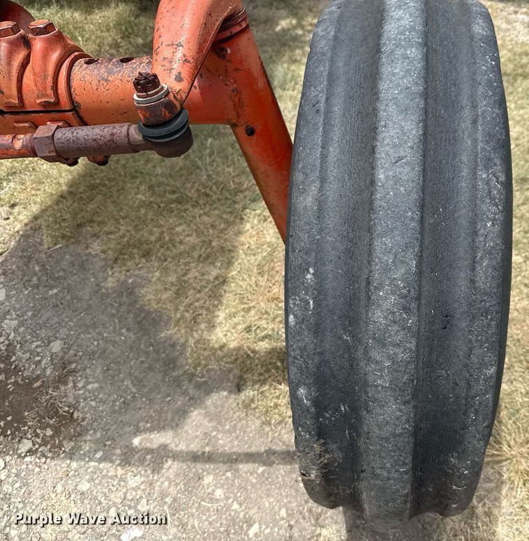 image for item DX5602 Case 1030 Comfort King  tractor