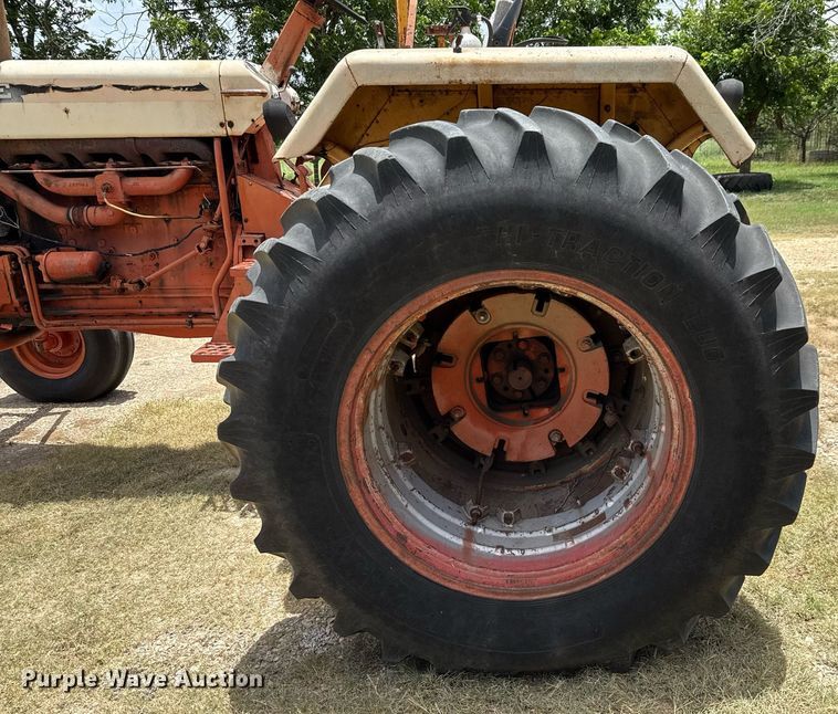 image for item DX5602 Case 1030 Comfort King  tractor