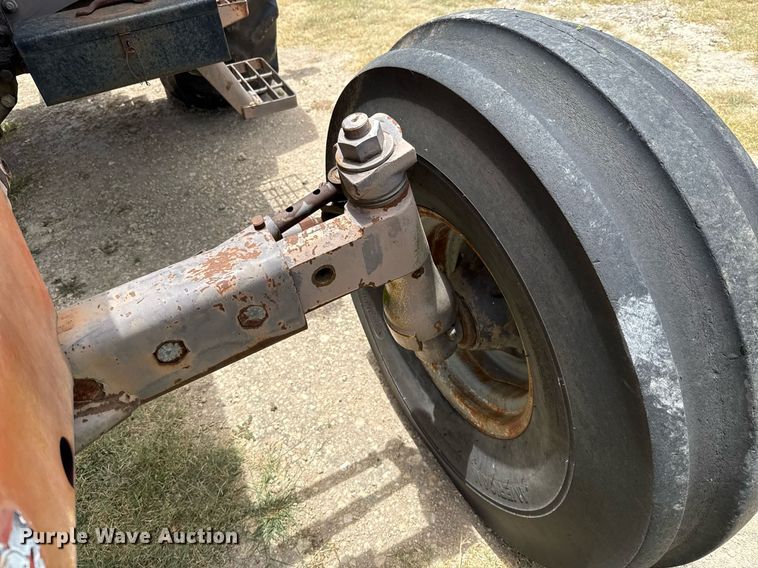 image for item DX5603 1984 Massey Ferguson 3545 tractor