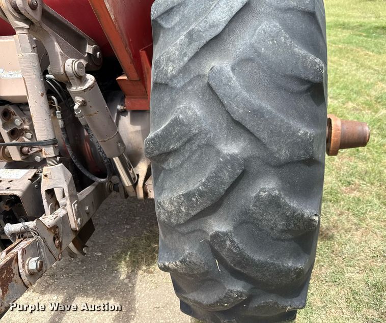 image for item DX5603 1984 Massey Ferguson 3545 tractor