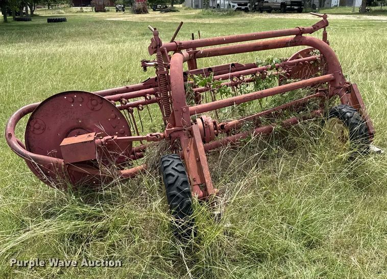 image for item DX5605 Massey Ferguson 37 hay rake