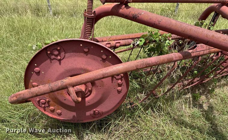 image for item DX5605 Massey Ferguson 37 hay rake