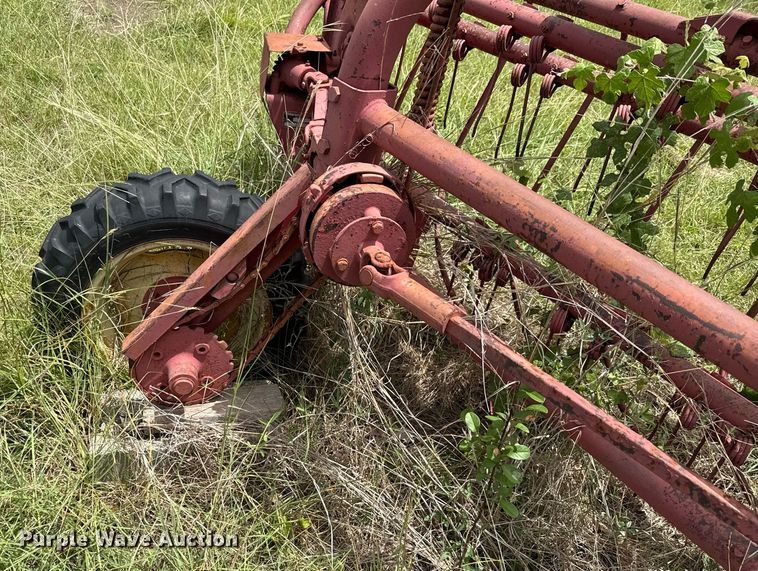 image for item DX5605 Massey Ferguson 37 hay rake