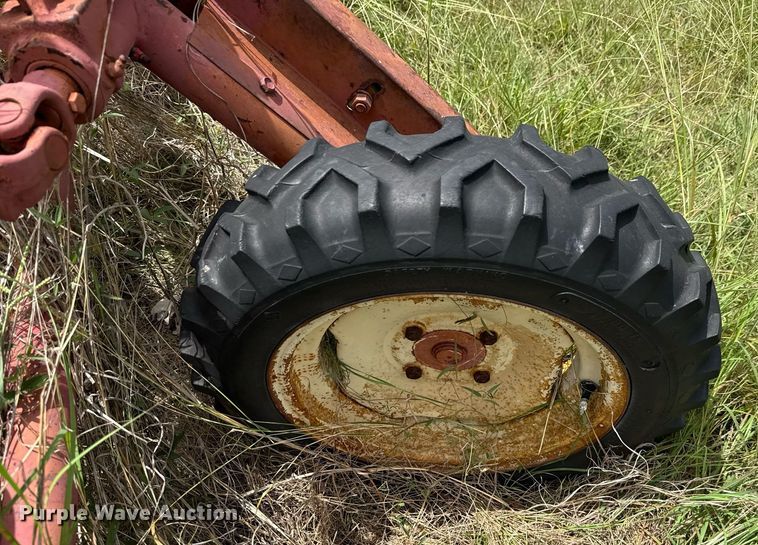 image for item DX5605 Massey Ferguson 37 hay rake
