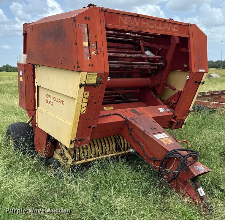 image for item DX5606 1987 New Holland 853 round baler