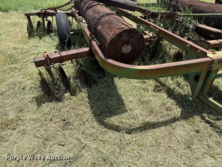 image for item DX5618 John Deere 115 off-set disk