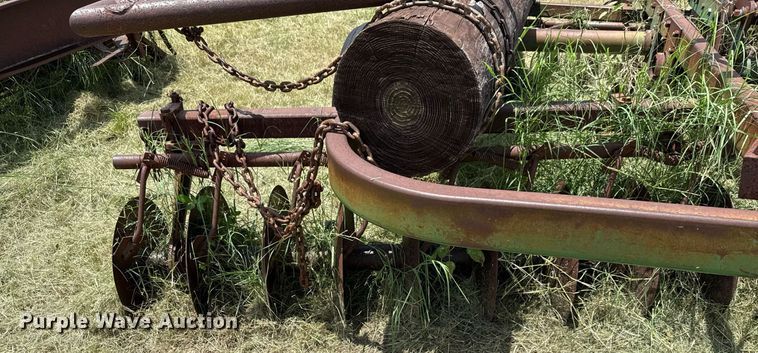 image for item DX5618 John Deere 115 off-set disk