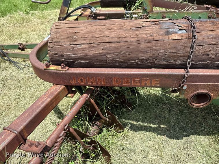 image for item DX5618 John Deere 115 off-set disk