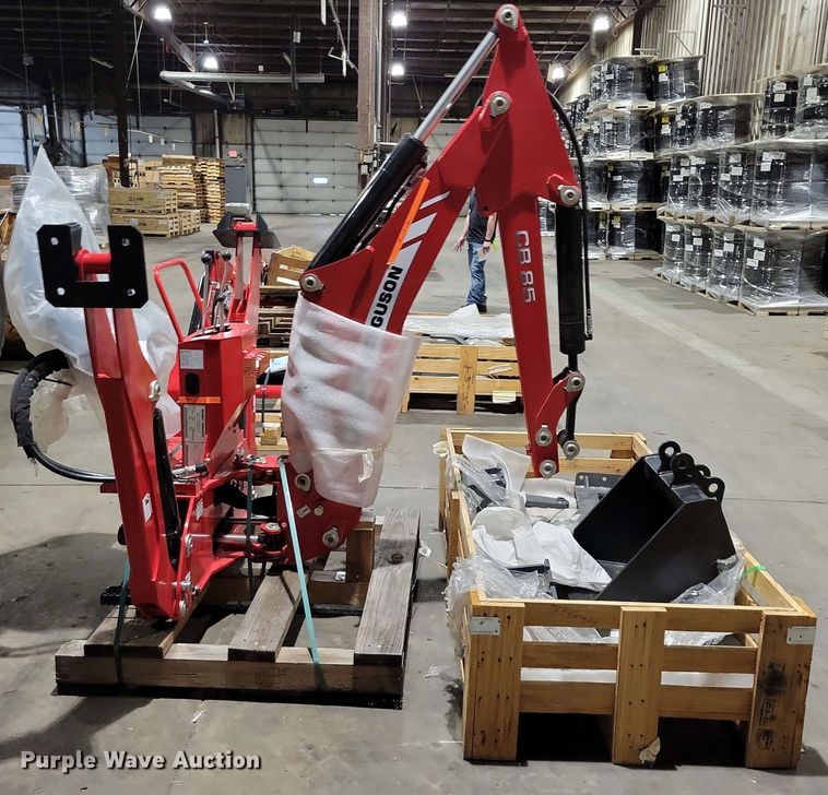 image for item DX7084 2020 Massey Furgeson  CB 85 backhoe attachment