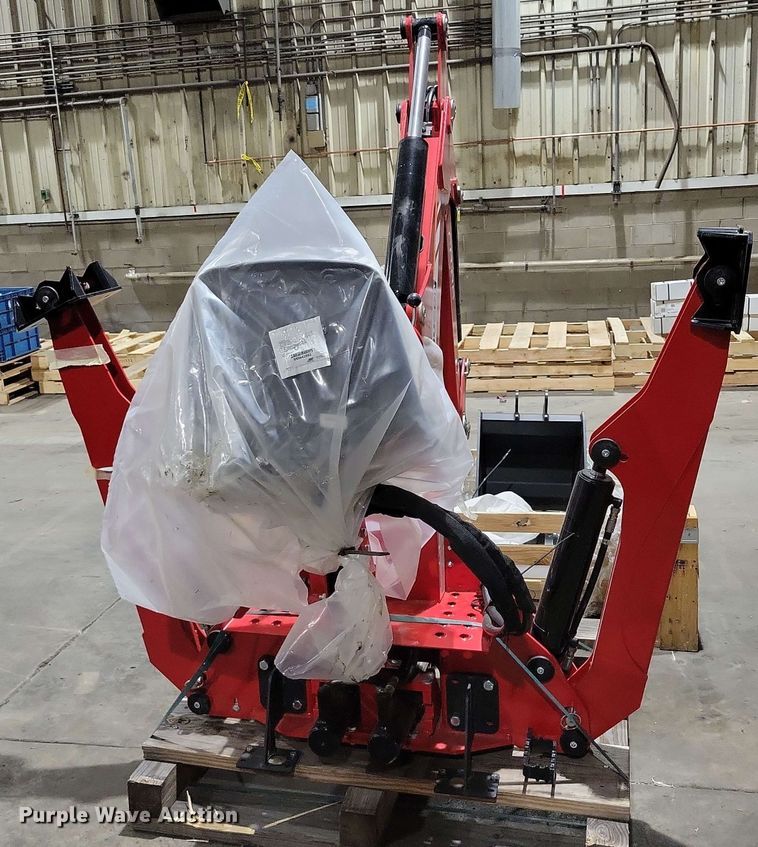 image for item DX7084 2020 Massey Furgeson  CB 85 backhoe attachment