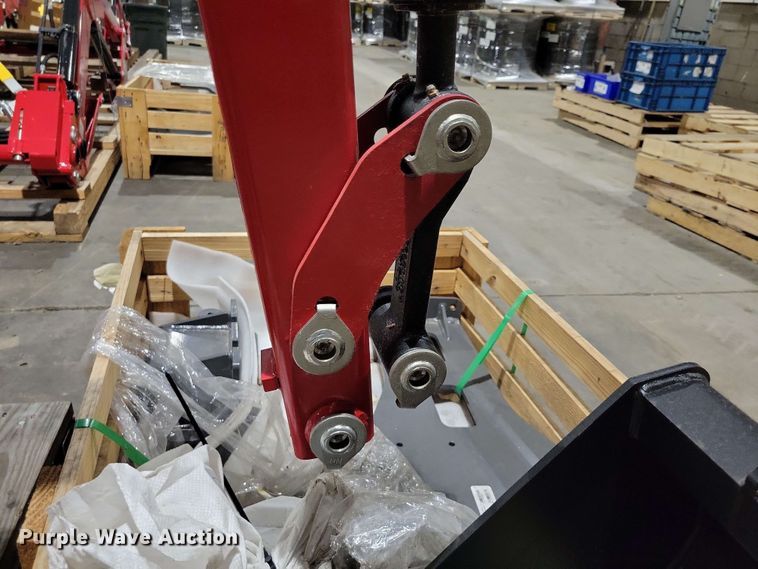 image for item DX7084 2020 Massey Furgeson  CB 85 backhoe attachment