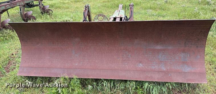 image for item DY2535 John Deere 534 tractor dozer blade