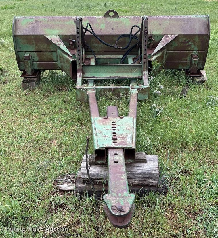 image for item DY2535 John Deere 534 tractor dozer blade