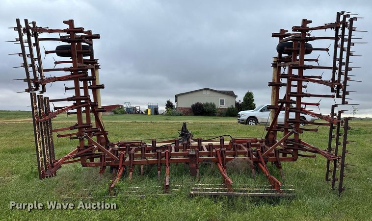 image for item DY2537 Krause 1506 field cultivator