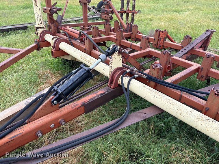 image for item DY2537 Krause 1506 field cultivator