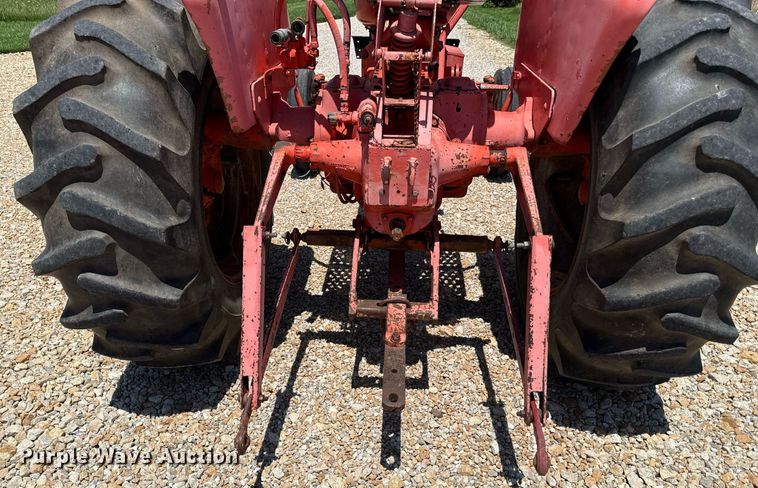 image for item DZ4211 1958 Allis-Chalmers D17 tractor