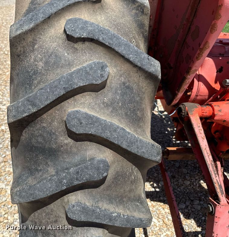 image for item DZ4211 1958 Allis-Chalmers D17 tractor