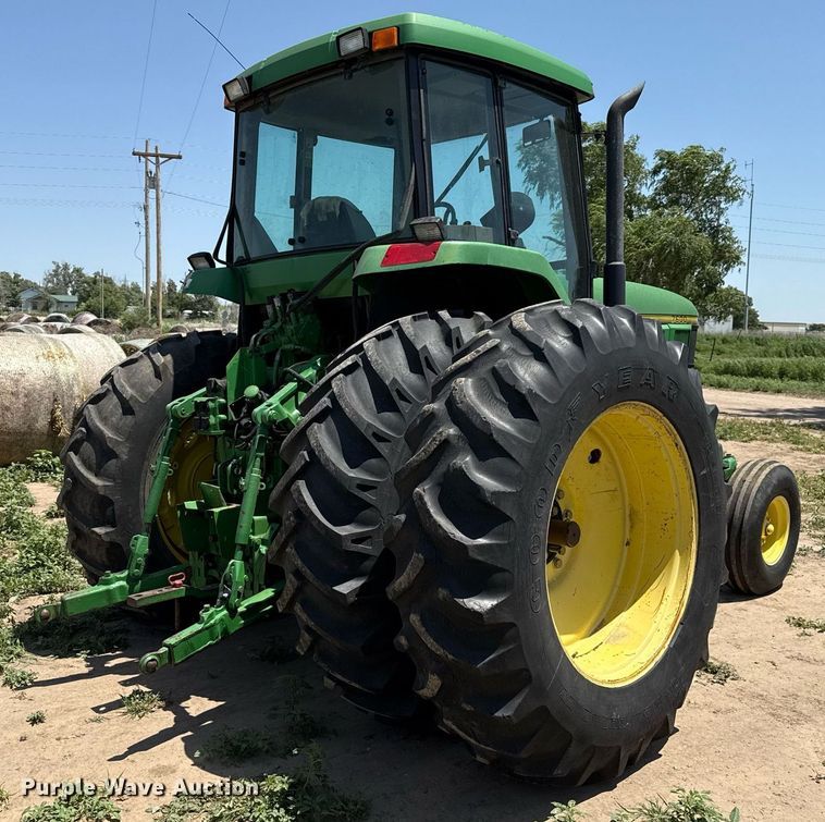 image for item DZ8547 John Deere 7600 tractor