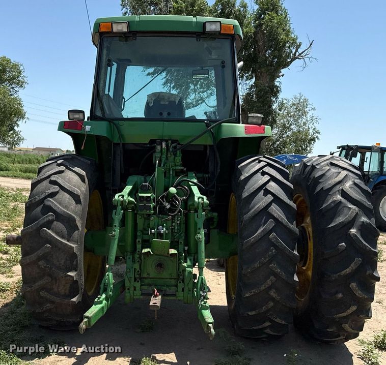 image for item DZ8547 John Deere 7600 tractor