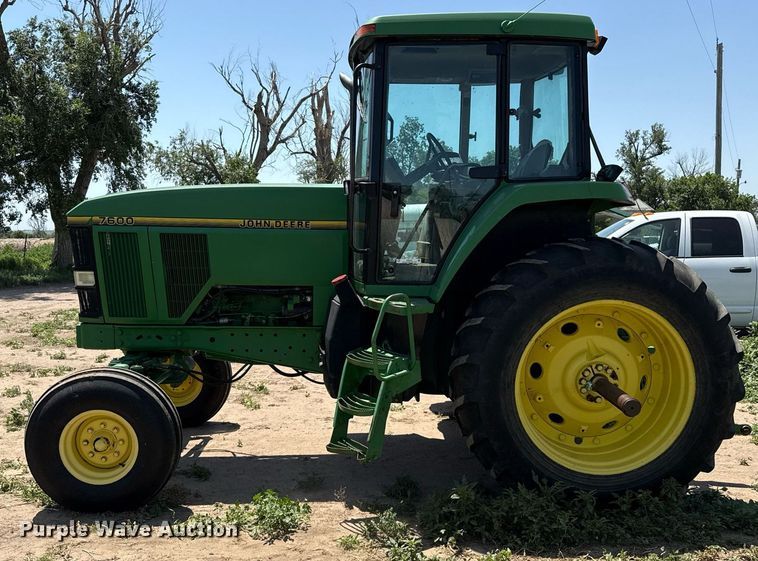 image for item DZ8547 John Deere 7600 tractor