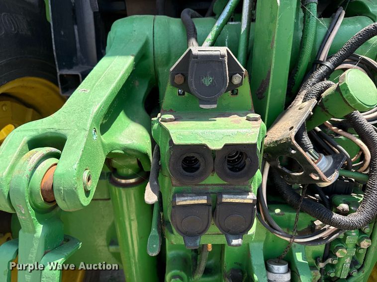 image for item DZ8547 John Deere 7600 tractor