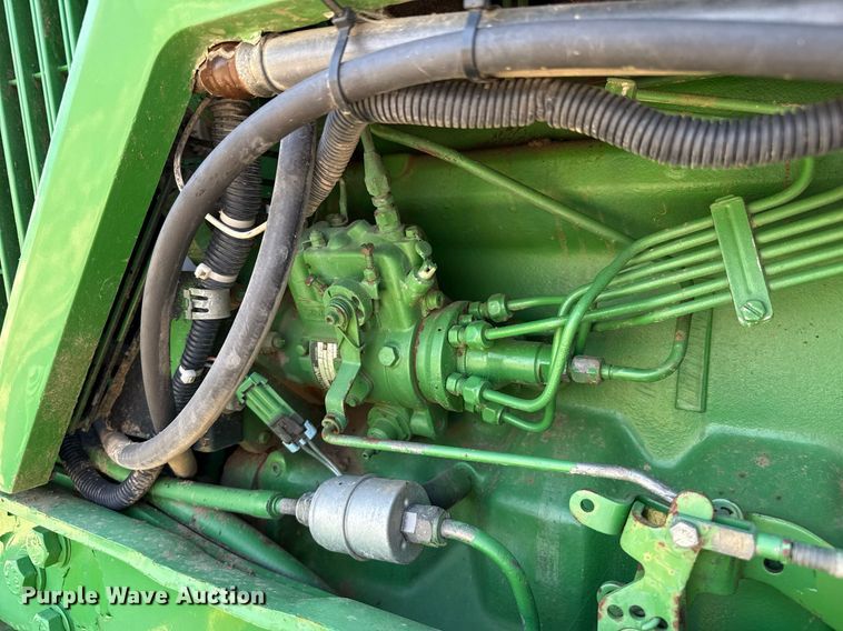 image for item DZ8547 John Deere 7600 tractor