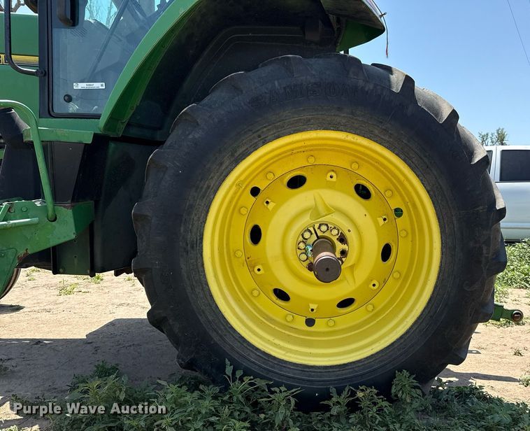 image for item DZ8547 John Deere 7600 tractor