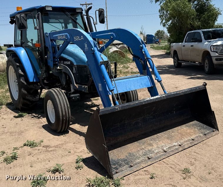 image for item DZ8548 New Holland TL90 tractor
