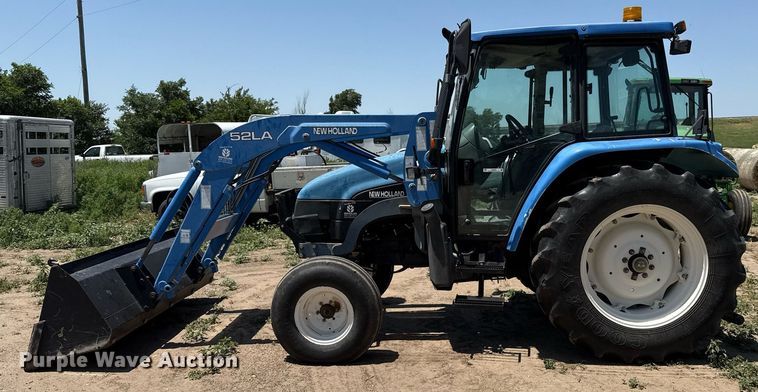 image for item DZ8548 New Holland TL90 tractor