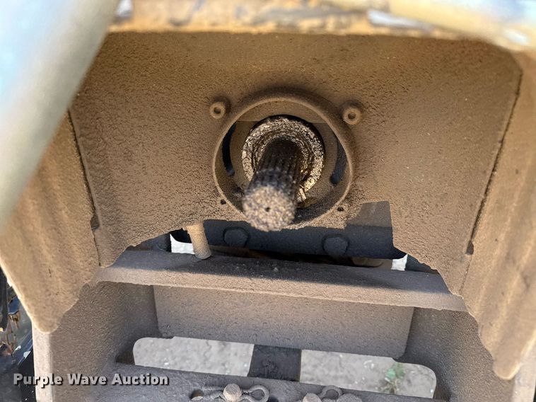 image for item DZ8548 New Holland TL90 tractor