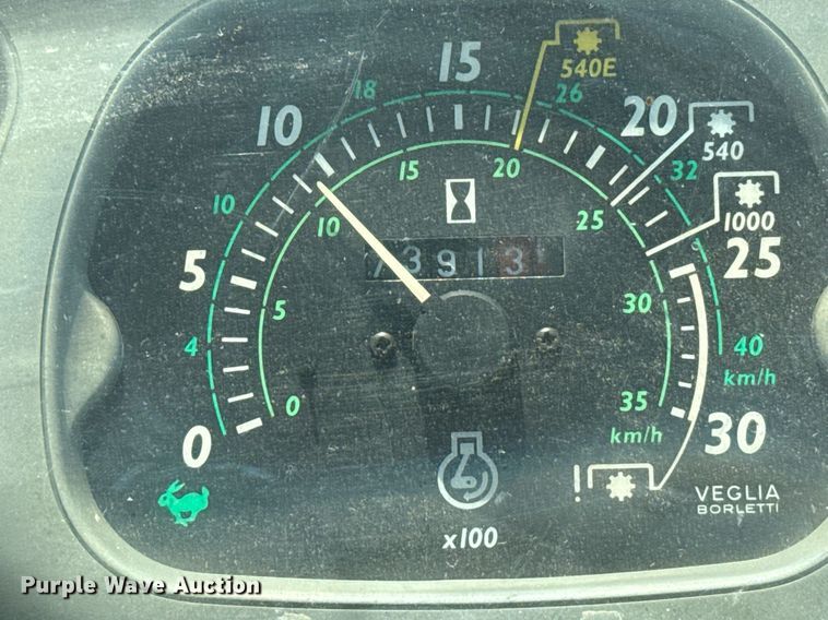 image for item DZ8548 New Holland TL90 tractor