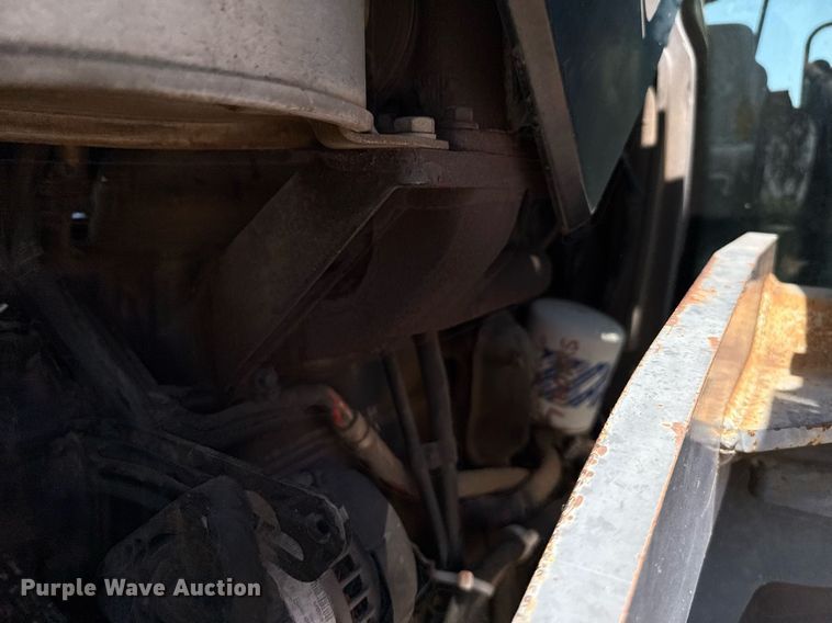 image for item DZ8548 New Holland TL90 tractor