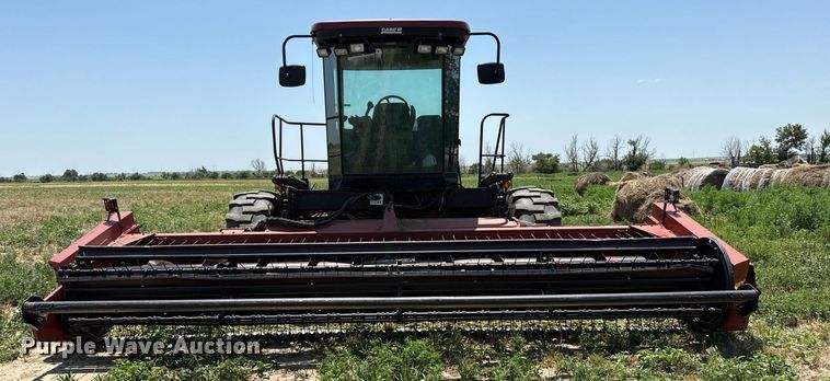 image for item DZ8549 Case WDX1101 swather / windrower