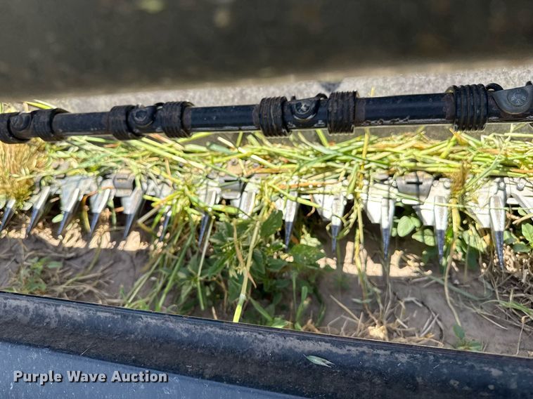 image for item DZ8549 Case WDX1101 swather / windrower
