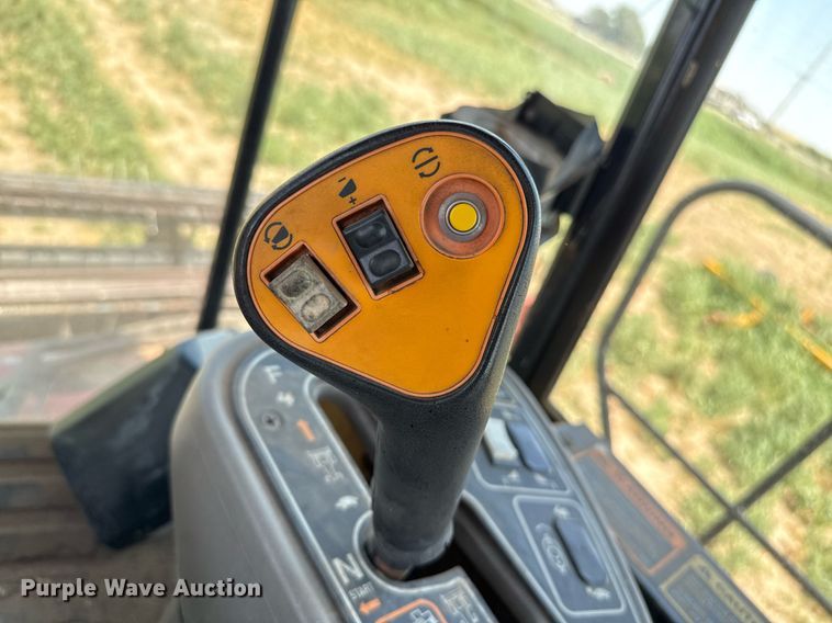 image for item DZ8549 Case WDX1101 swather / windrower