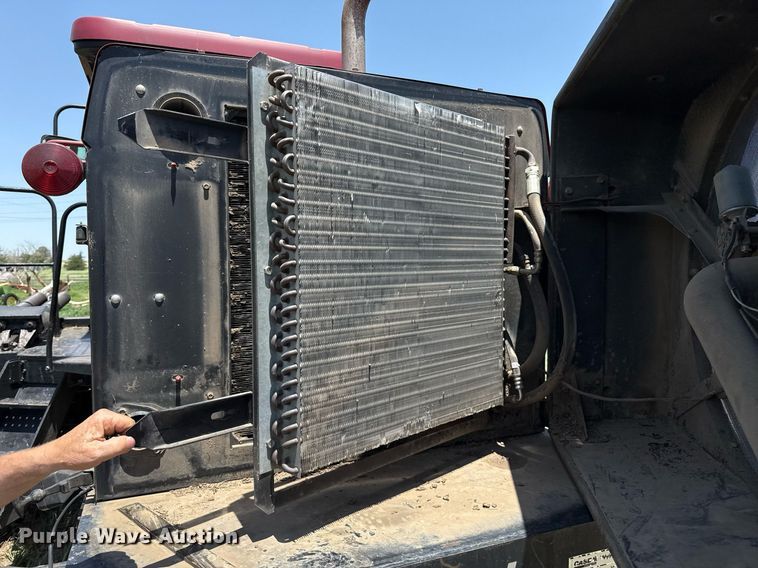 image for item DZ8549 Case WDX1101 swather / windrower