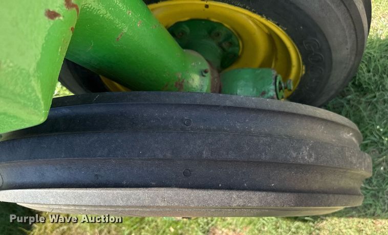 image for item DZ8580 1952 John Deere 50 tractor