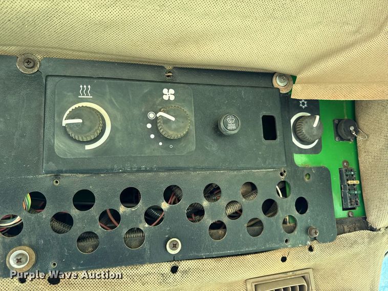 image for item DZ8585 John Deere 5310 MFWD tractor