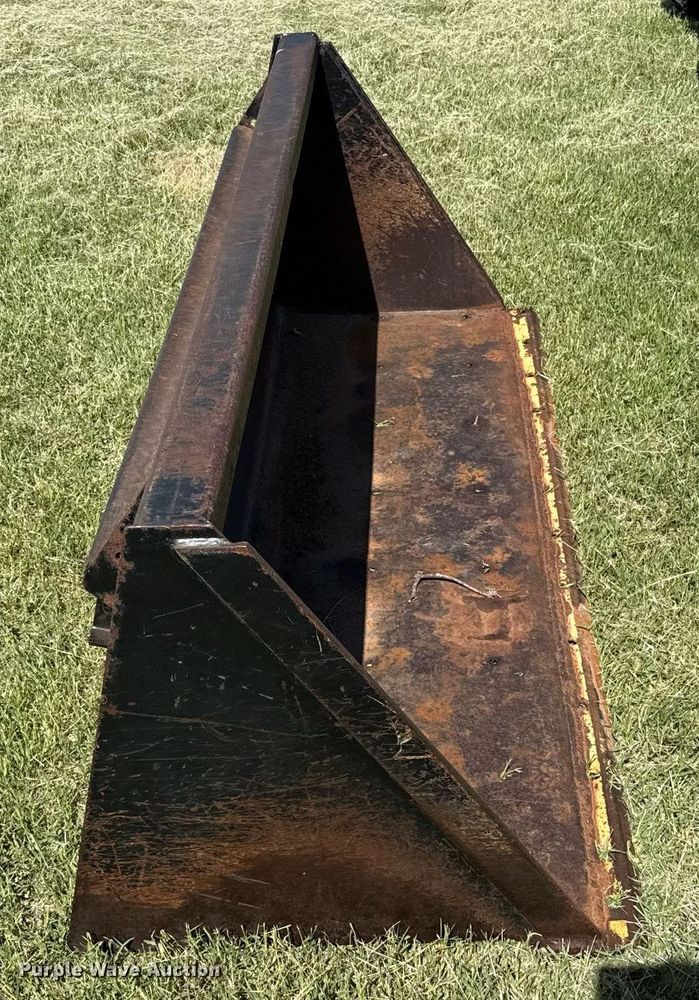 image for item DZ8585 John Deere 5310 MFWD tractor