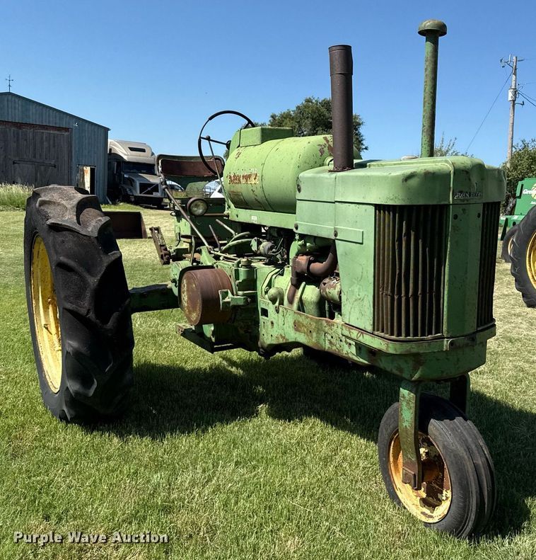image for item DZ8586 1956 John Deere 70 tractor
