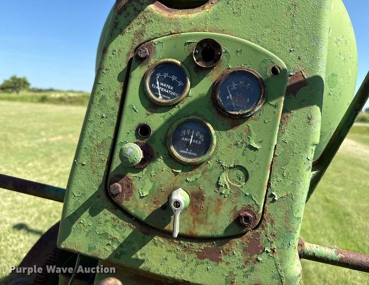 image for item DZ8586 1956 John Deere 70 tractor